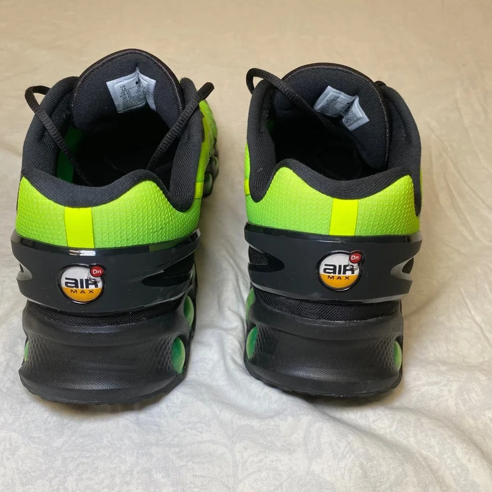 Nike Air Max Dn Volt Black Green Men's Size 12 Running Shoes HQ4681-010 2024